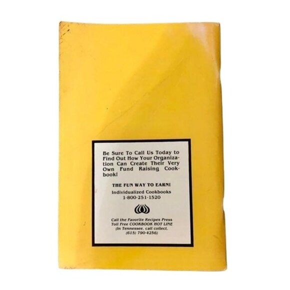 Fun in The Kitchen A Childrens Cookbook Paperback Used - Picture 3 of 11